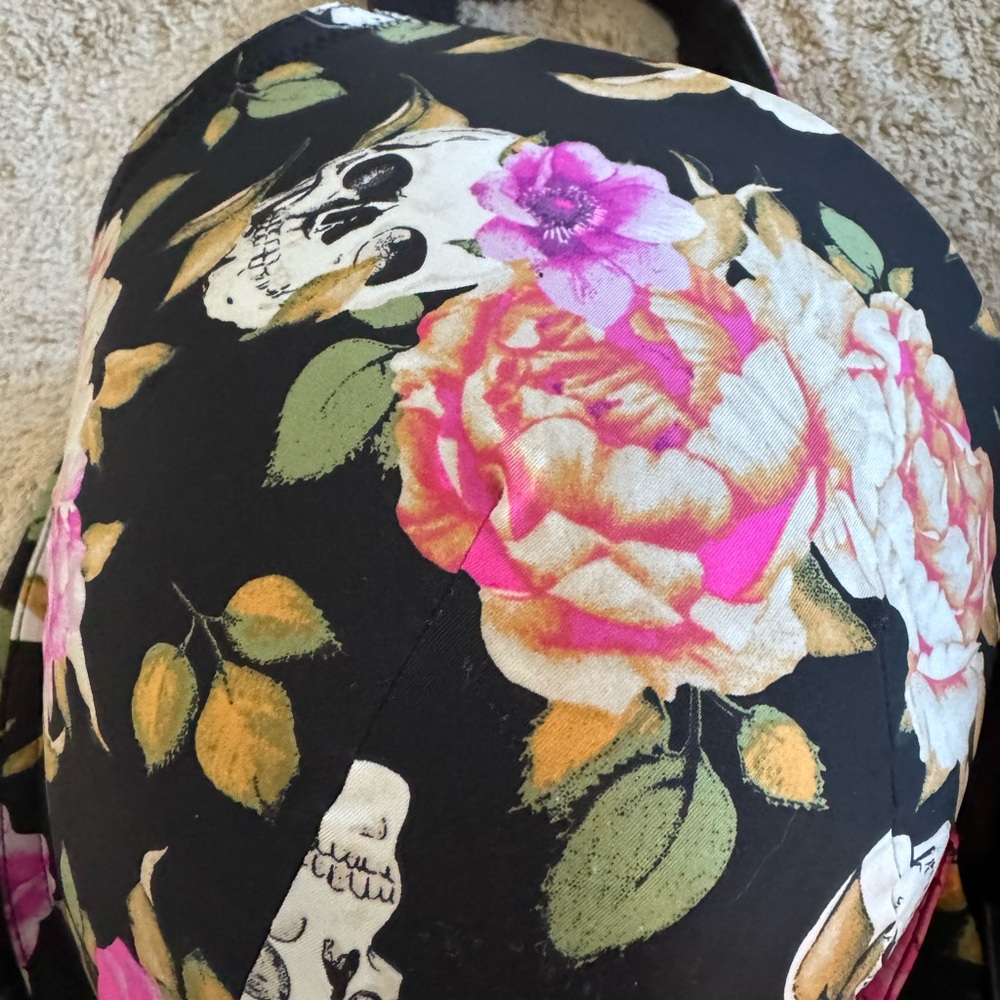Torrid Curve Black Floral and Skull Bra Size 40 DDD - Picture 2 of 9